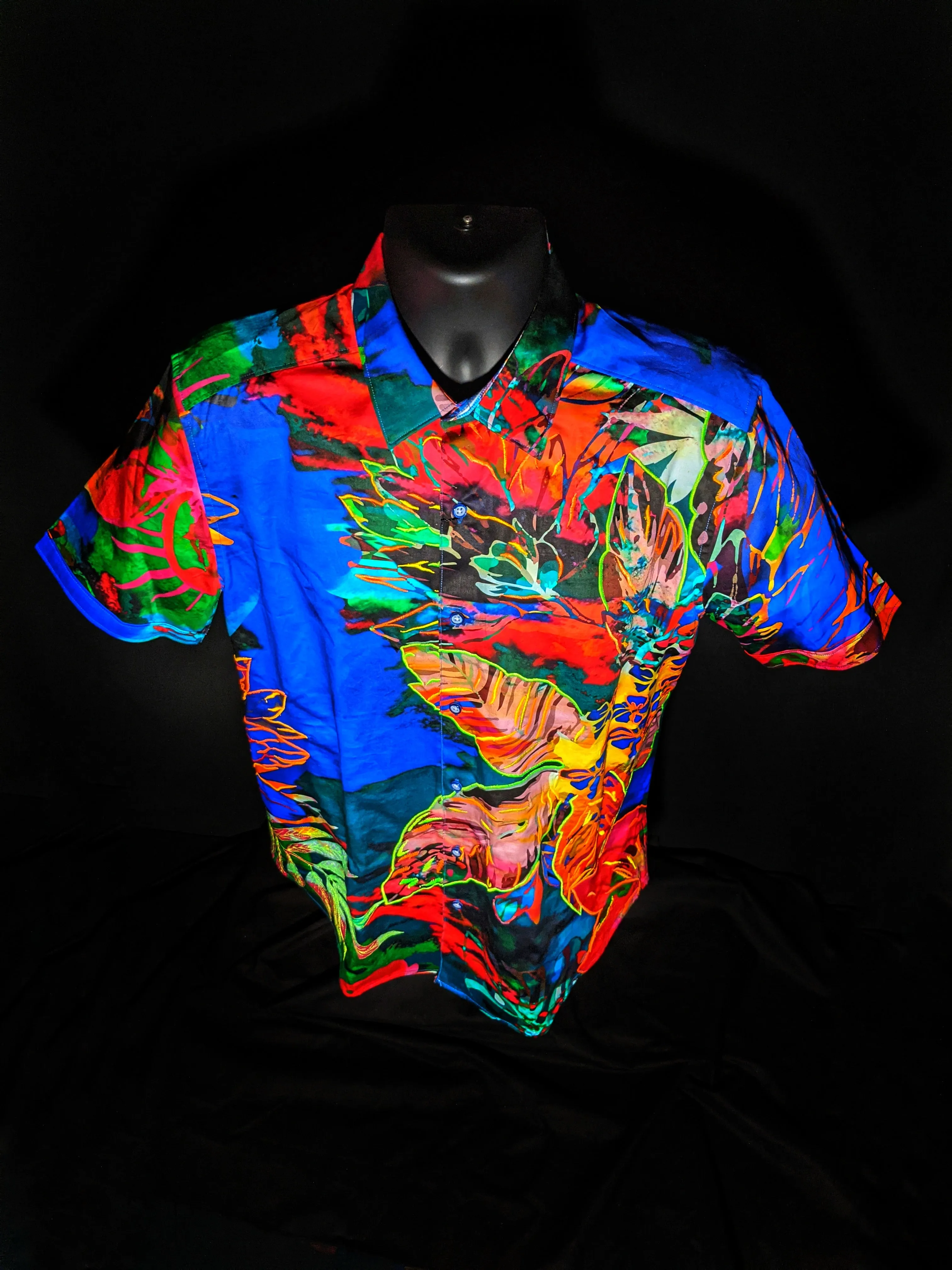 Robert Graham Cannon Beach Embroidered Short Sleeve Shirt