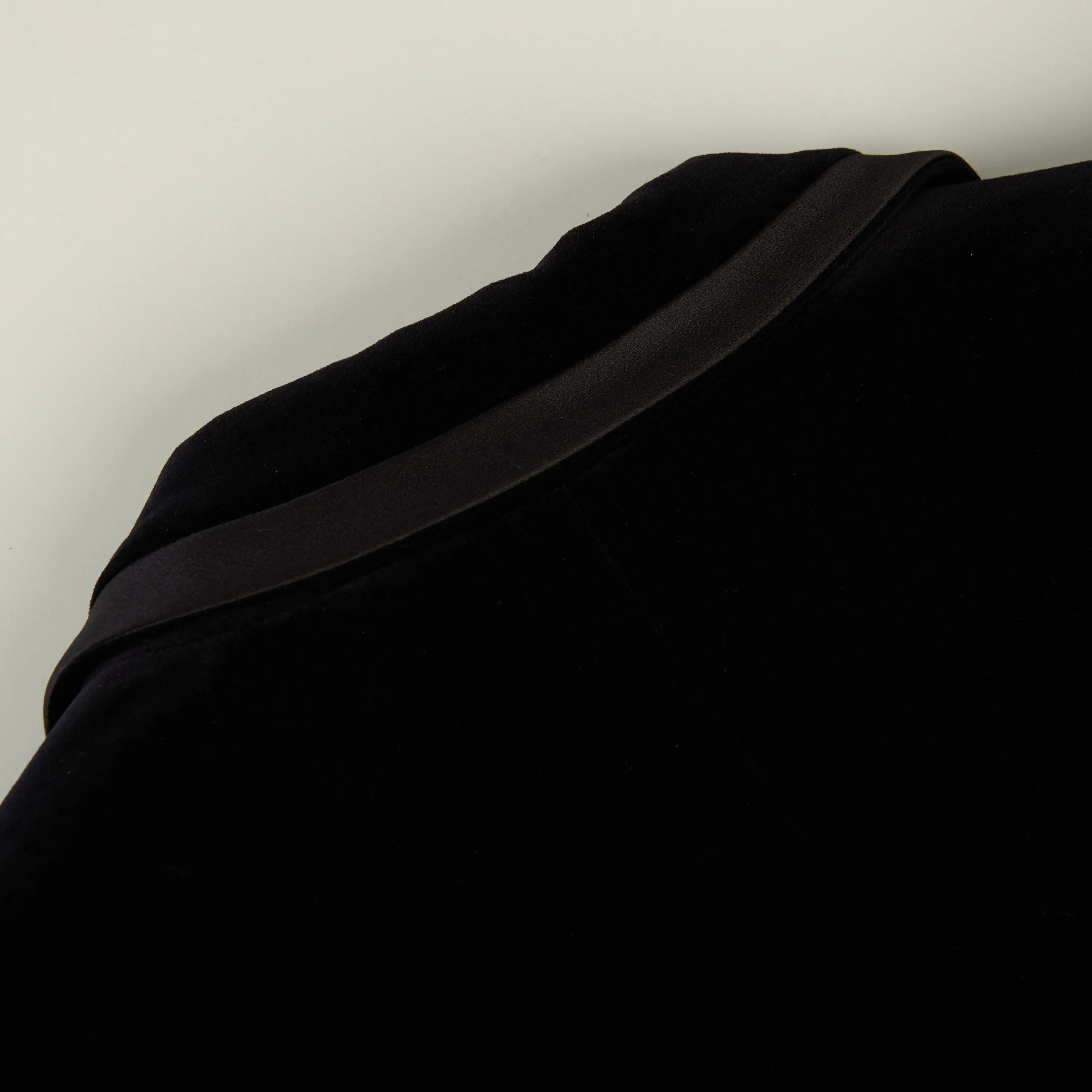Single-breasted Black Velvet Jacket