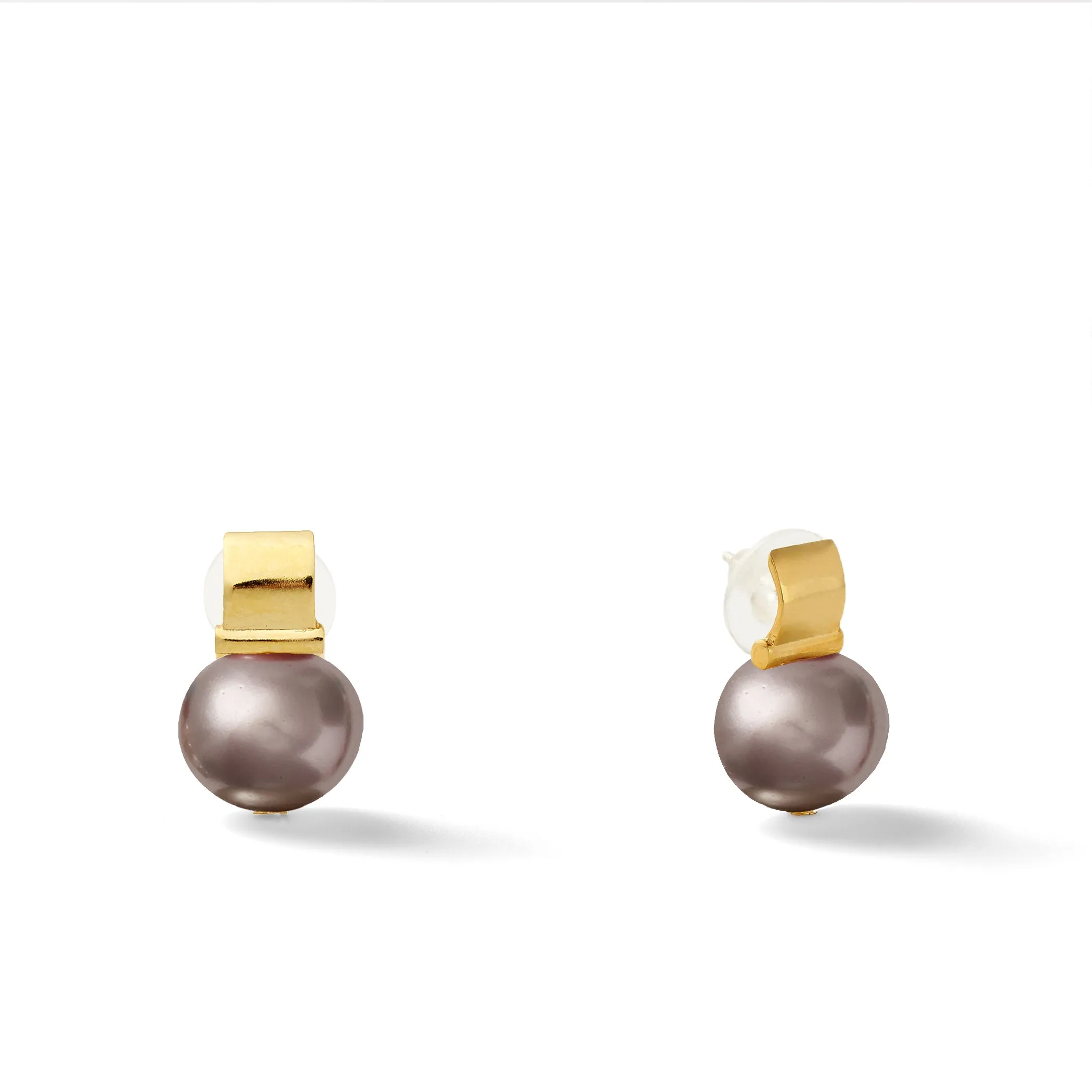 Smooth   Classic Pebble Pearl Posts Medium