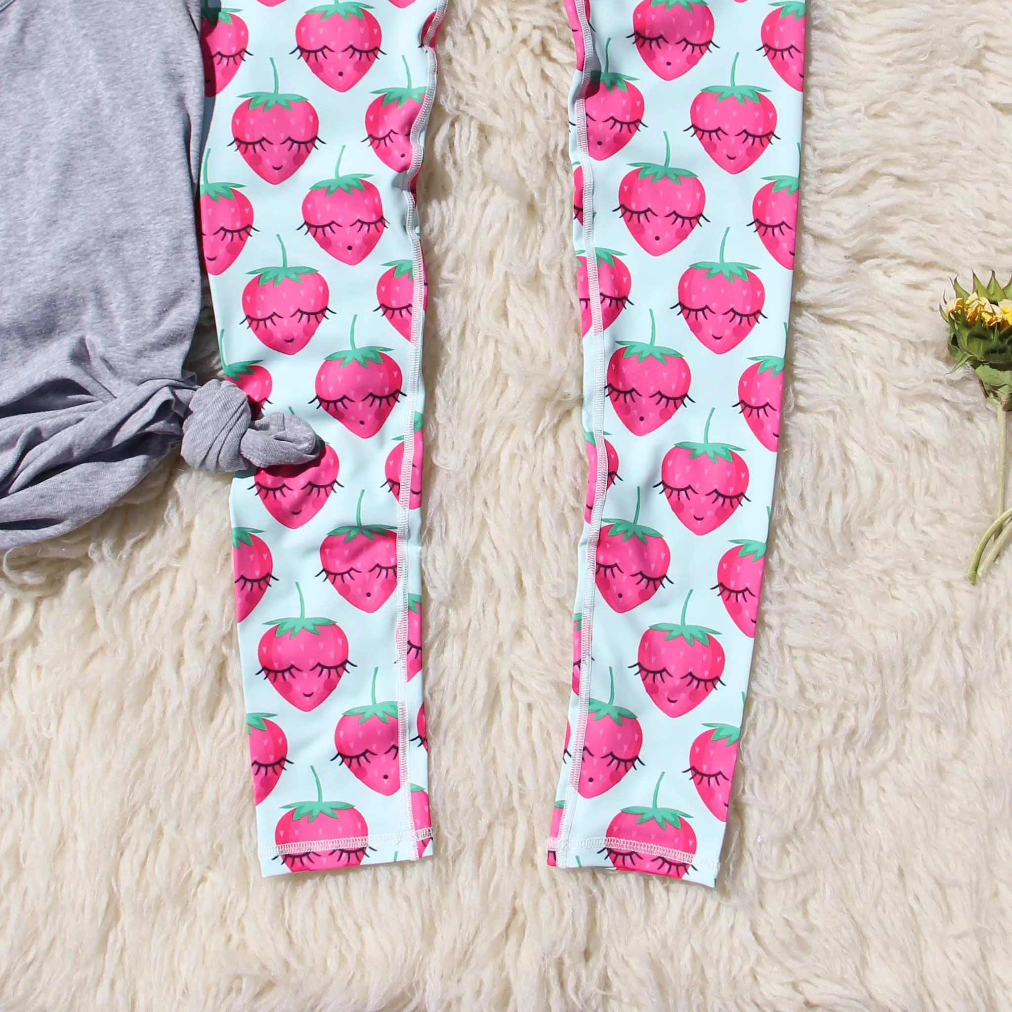 Strawberry Stretch Yoga Pants