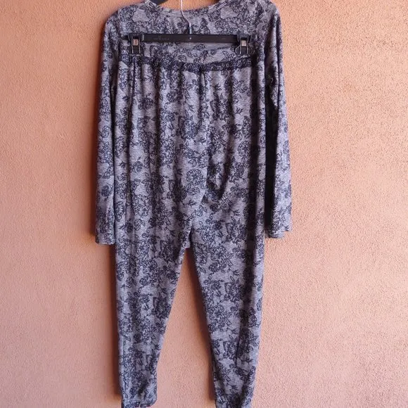 TAHARI LACE ACCENT JERSEY PAJAMAS SET,SZ S,NEW