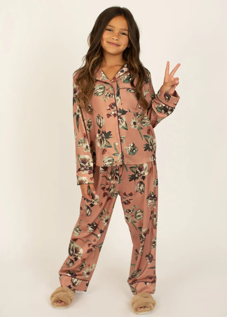 Taisha Slippers in Taupe