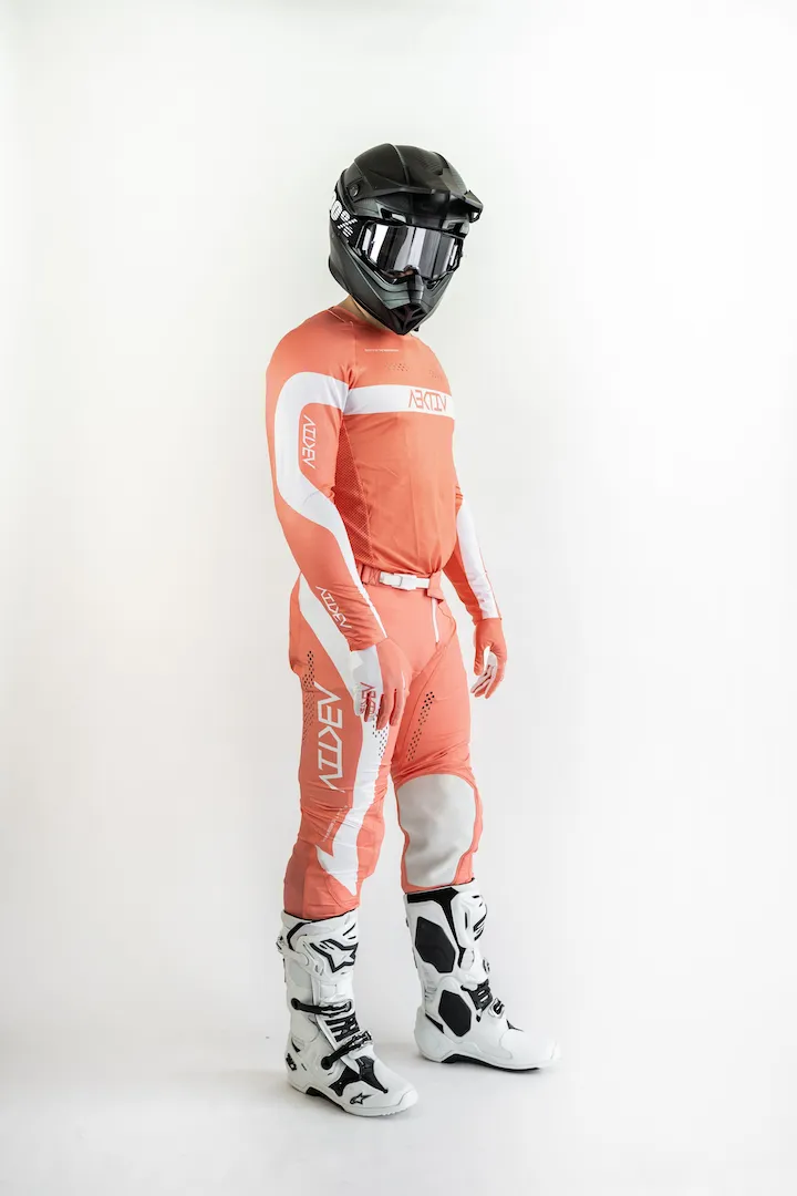 Velo Coral Pants