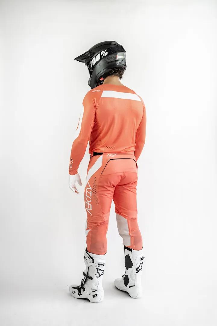 Velo Coral Pants