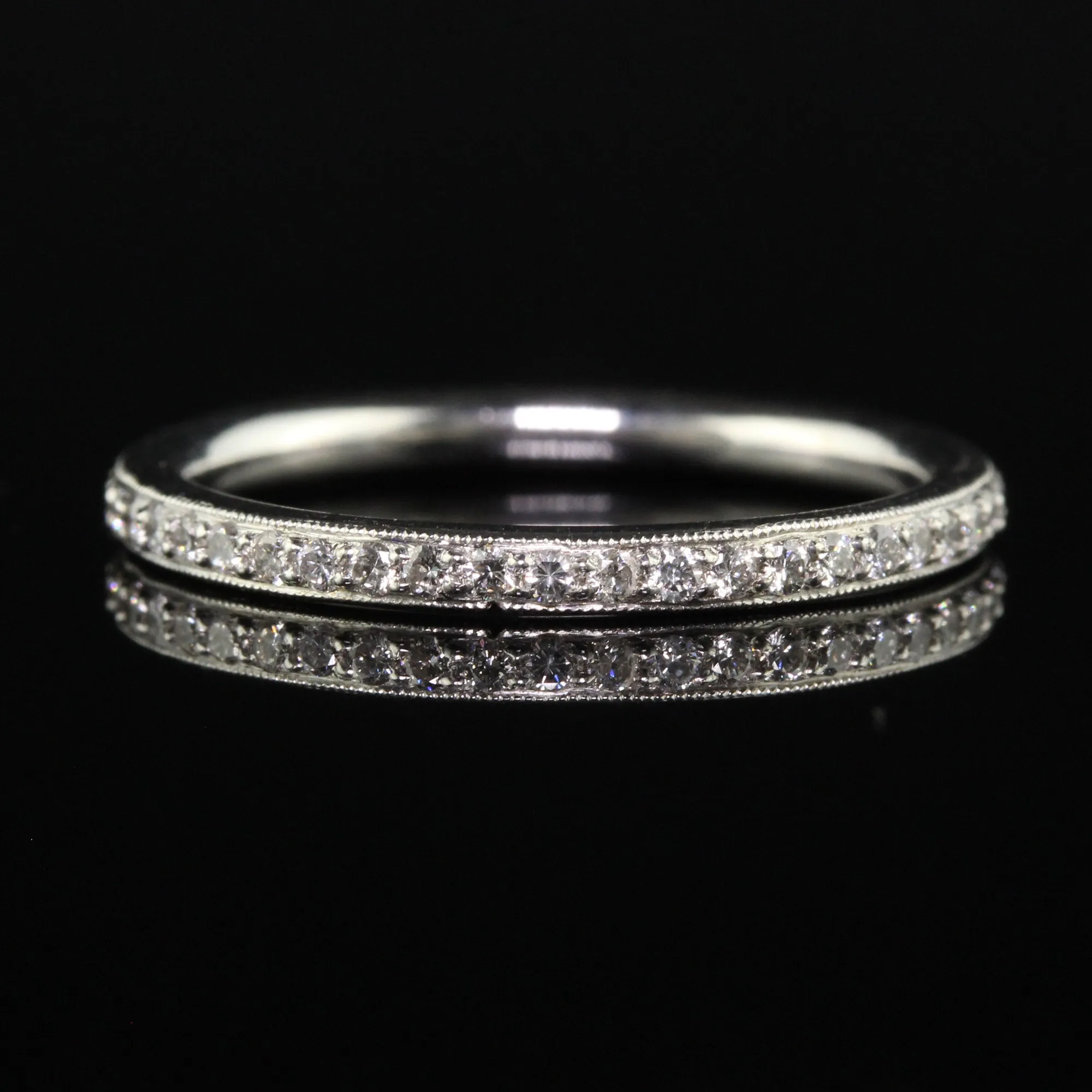 Vintage 18K White Gold Round Cut Eternity Wedding Band - Size 7