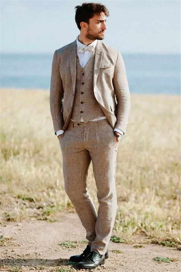 Well-cut Khaki Linen Summer Beach Mens Suits Groom Wedding Tuxedos with Three-pieces