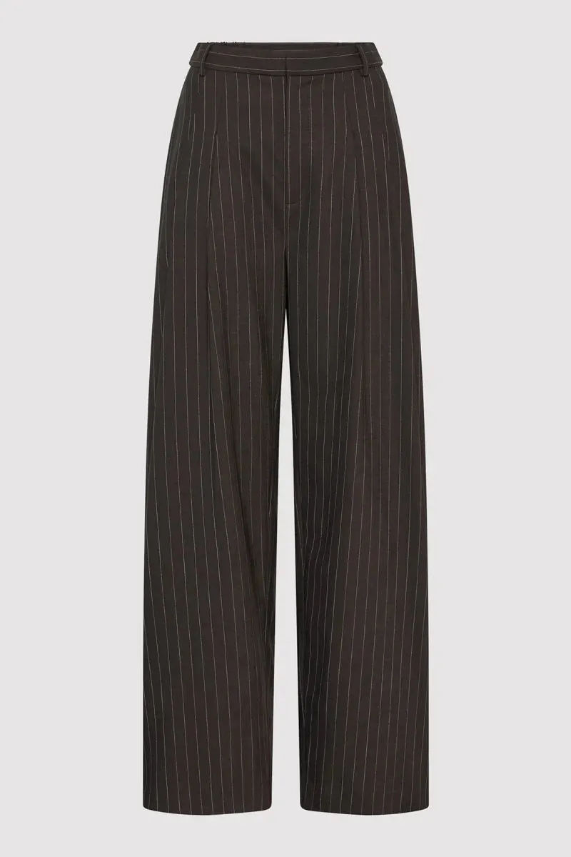 WOOL PINSTRIPE TAPERED PANTS