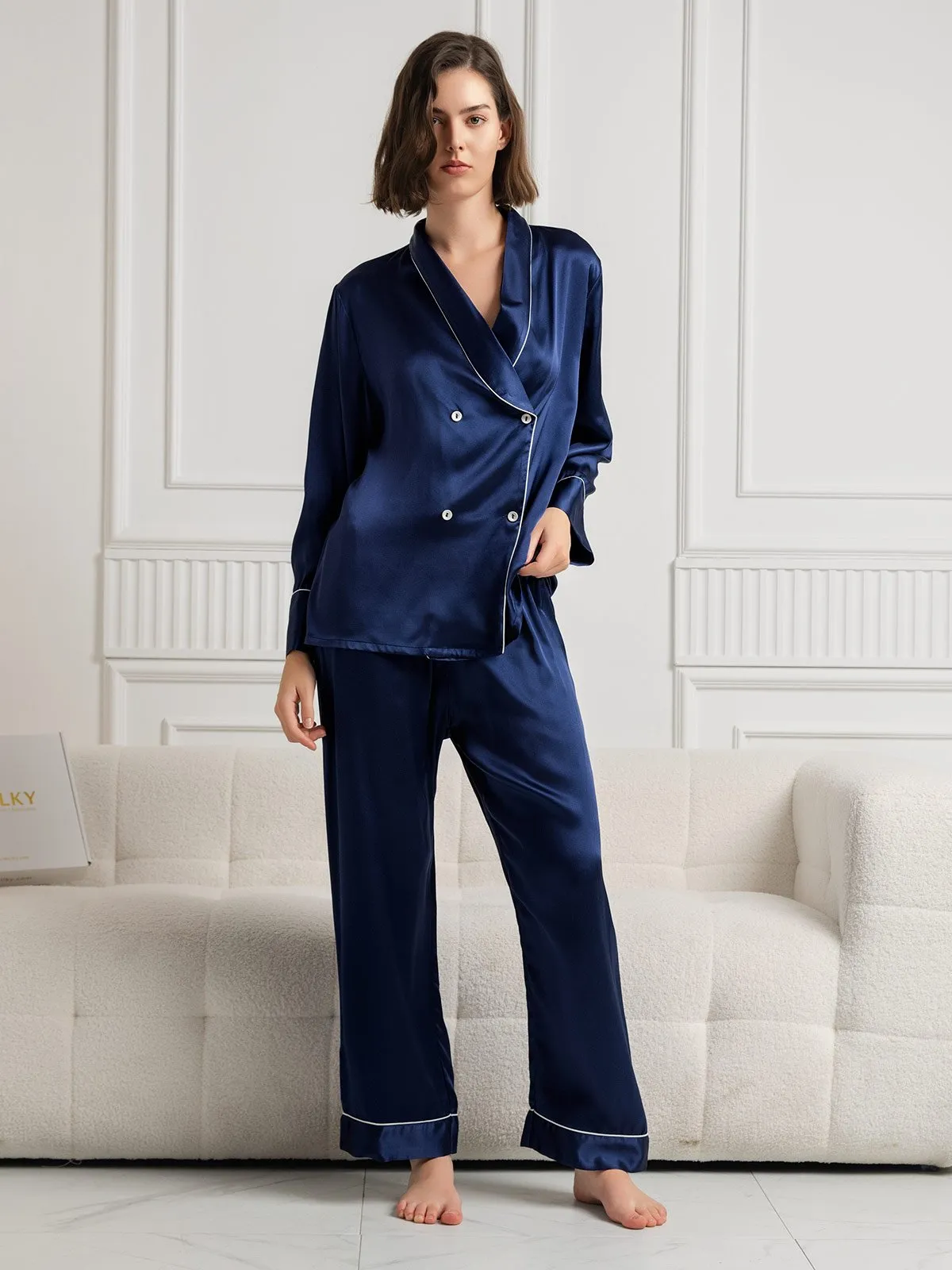 Zuivere Zijde Pyjama Set met Lange Mouwen en Binding Afwerking